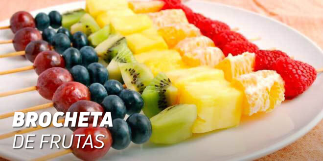 Brochettes de fruits