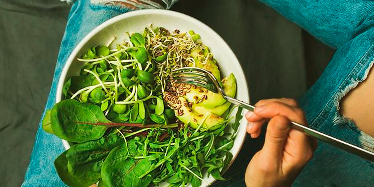 Déjeuner pour manger sainement tout au long de la journée