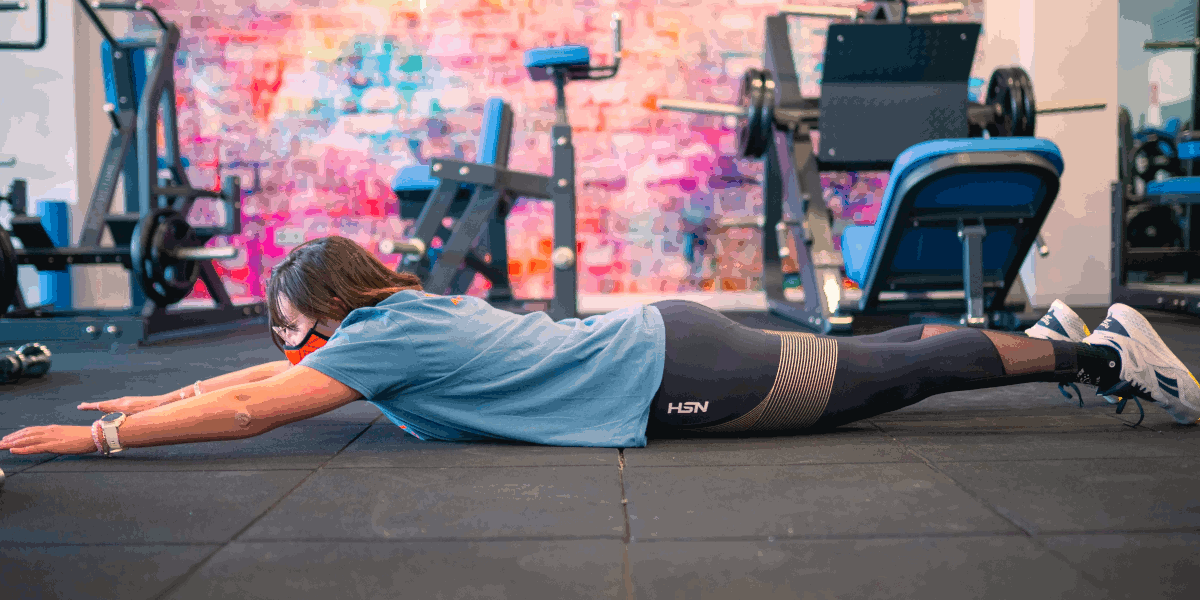 Exercice superman pour le dos 