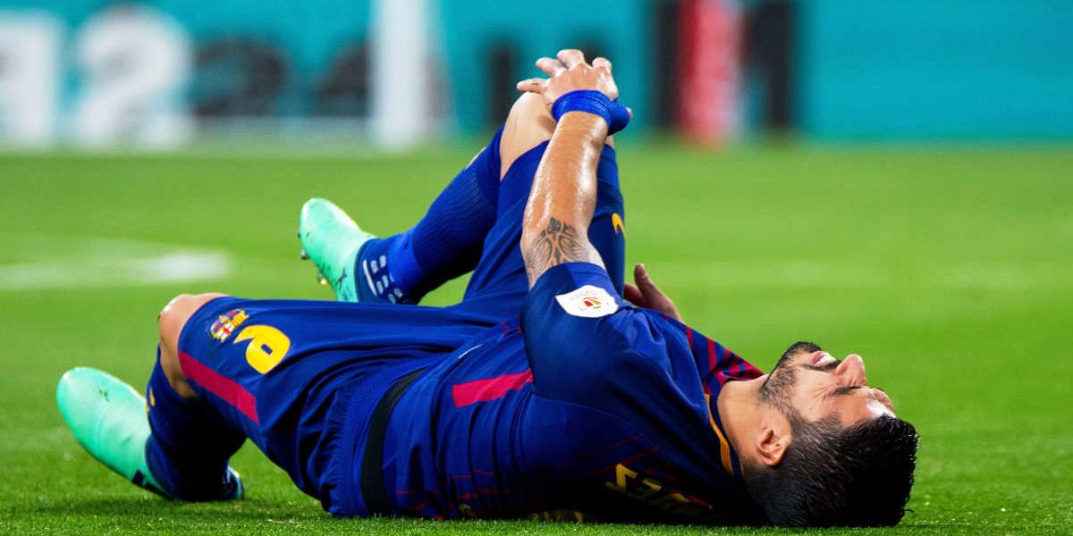 Un footballeur peut-il éviter une blessure au genou ?