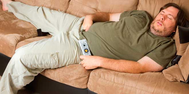 Ne pas faire de sport et regarder la TV