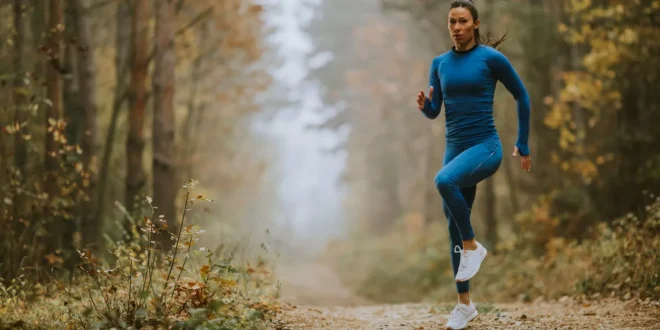 Des exercices faciles et efficaces en plein air pour garder la forme