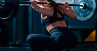 Comment faire des squats avec poids