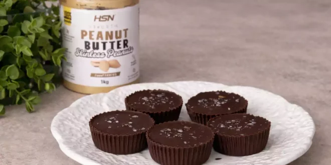 Cups au chocolat fourrés à la crème protéinée de cacahuète Cups au chocolat fourrés à la crème protéinée de cacahuète