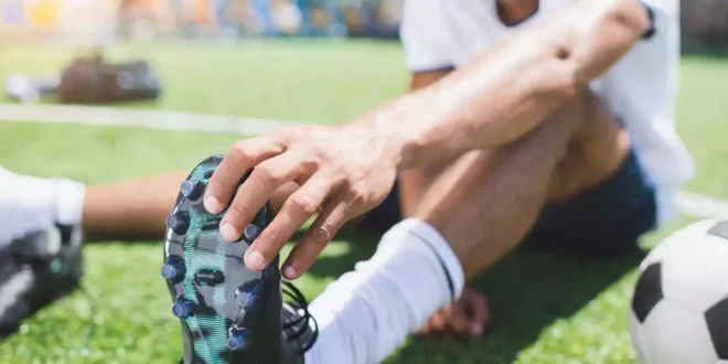 Prévention des crampes au football : compléments et électrolytes