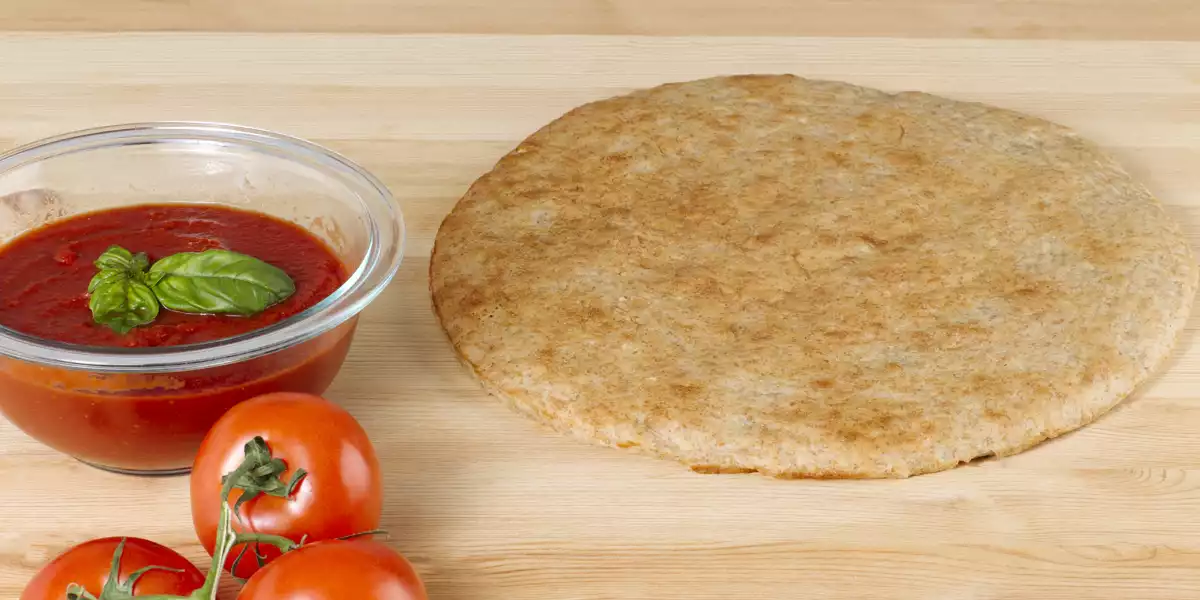 Base de pizza fine et croustillante sans gluten Base de pizza fine et croustillante sans gluten