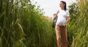 Caminer au troisième trimestre de grossesse : bienfaits, routine et conseils